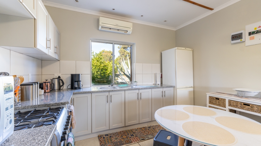 6 Bedroom Property for Sale in Robertson Western Cape